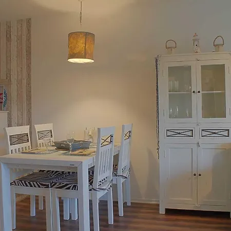 Haus Amrum We 10 Apartment